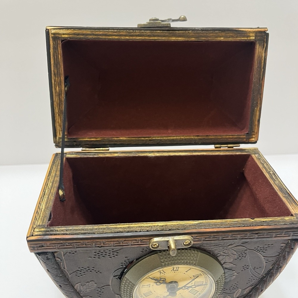 Vintage-Style Wooden Clock/Keepsake Box Hinged Lid Velvet Lined Latch Triangle - Picture 9 of 14